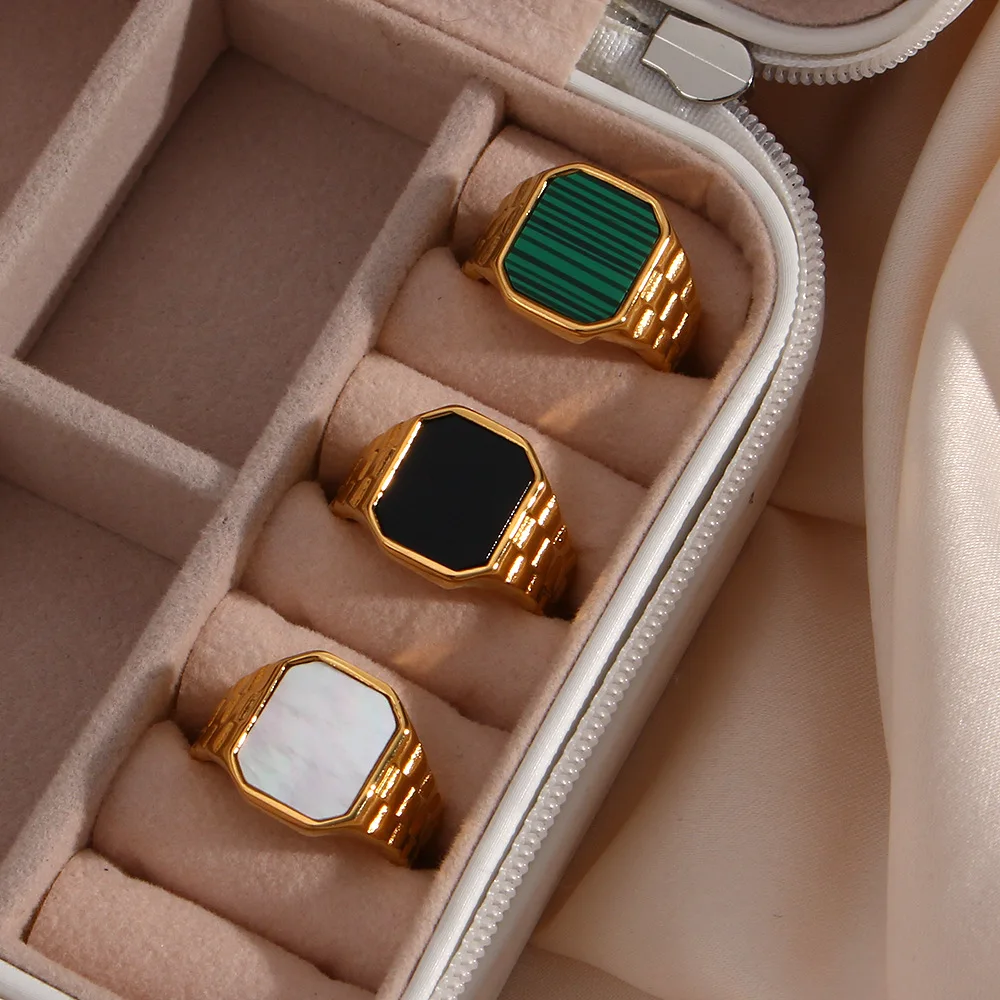 

2022 New Stainless Steel Luxury Cute Acrylic Shell Green Black White Square Geometic Shell Ring Women Jewelry Party Ring