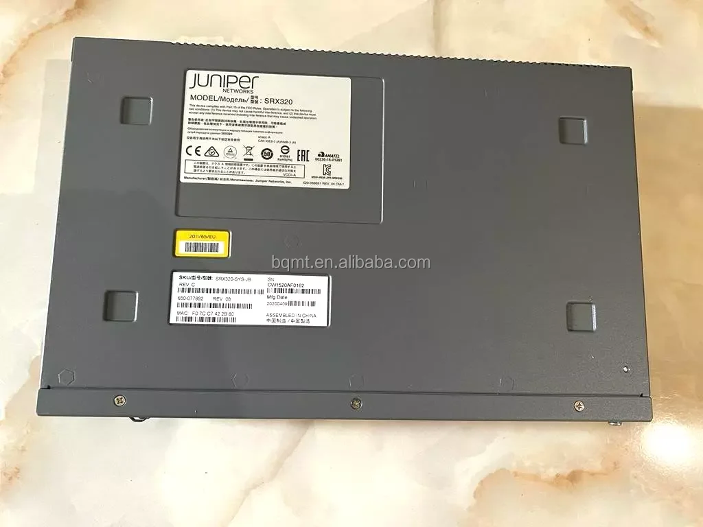 Фото Межсетевой экран Juniper SRX320 Enterprise VPN с 1-летней гарантией, новый, в наличии (SRX320-SYS-JB, SRX320-RMKO) №5