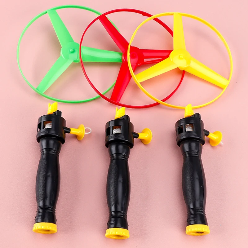 

10pcs Flying Disc Propeller Toys Kids Helicopter Pull String Flying Saucers Dog Pet Chaser Training Supplies