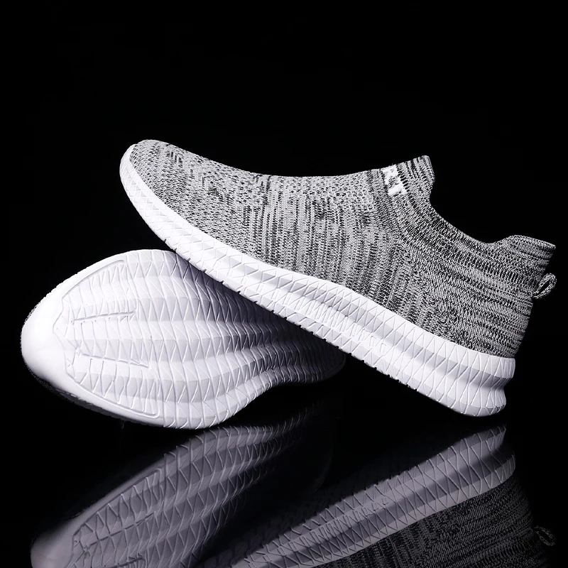 2022 Original Socks Shoes for Men Casual Sneakers Mesh Breathable Tennis Fashion Slip on Flats Men's Loafers Shoes Free Shipping