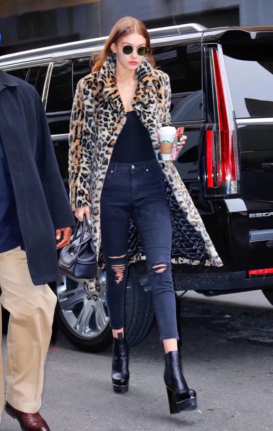 Women's autumn winter hot American street vintage leopard print outside fashion loose mink velvet over the knee long trench