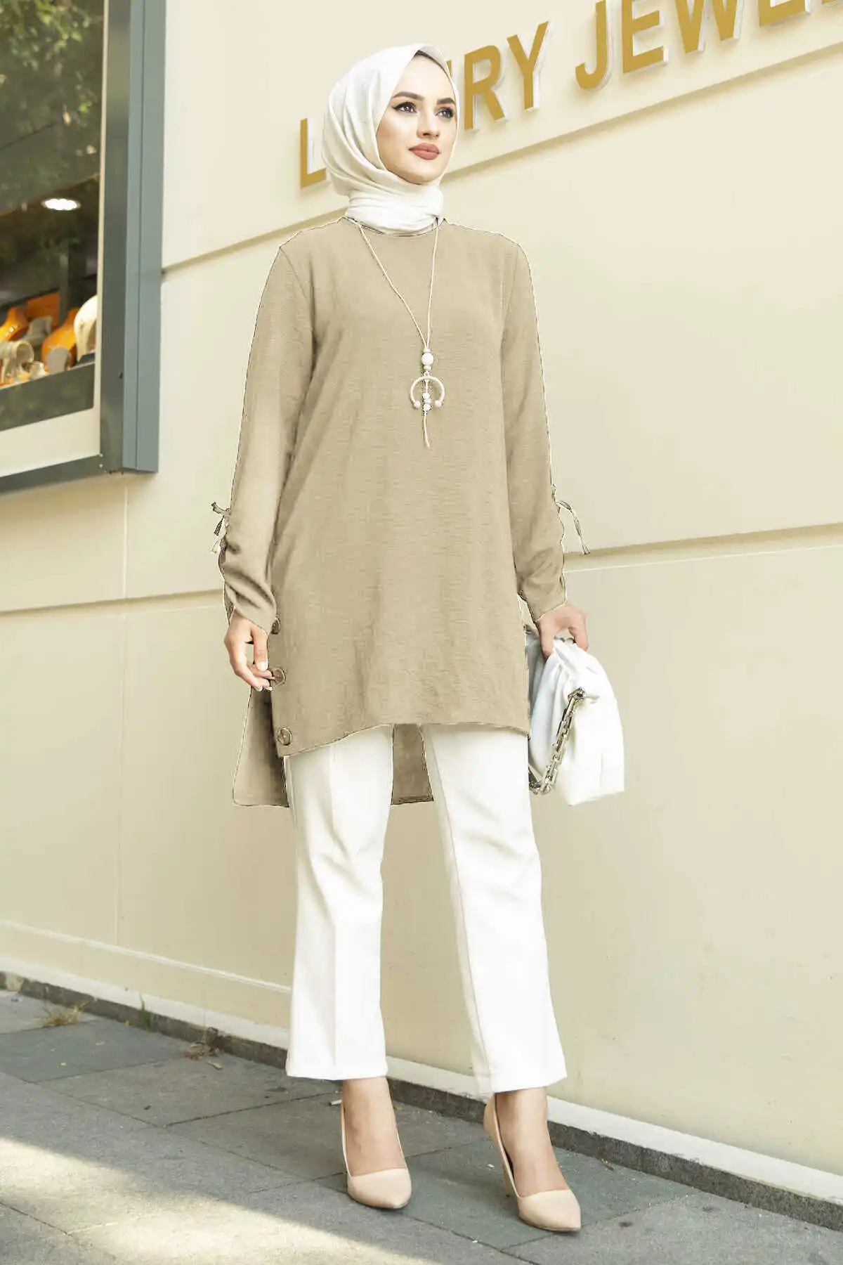 

Skirt with Button Detail Aerobin Tunic Cream