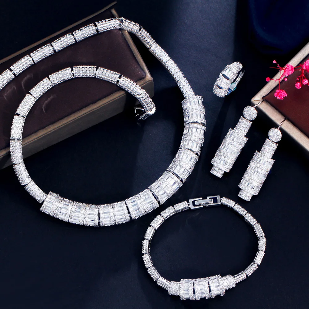Ожерелье-чокер с фианитом женское кольцо и браслет