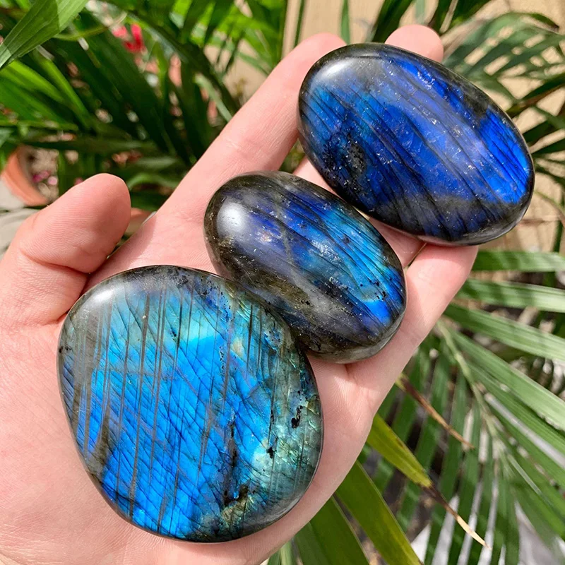 

Натуральный высококачественный синий лабрадорит, 1 шт., оригинальный кристалл и лунный камень в форме сердца, декоративный кристалл, подарк...