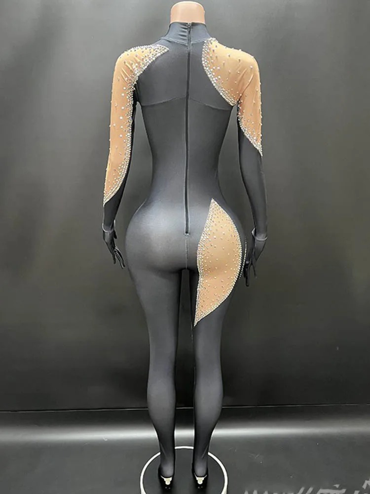Высококачественный эластичный комбинезон контрастного цвета со стразами 2024