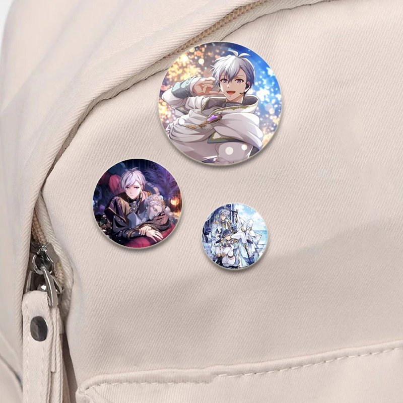 Фото Anime IDOLiSH7 Badge Izumi Iori IZUMI MITSUKI Nikaido Yamato Yotsuba Tamaki Pins Cartoon Badge Backpack Hat Jewelry Accessories №5