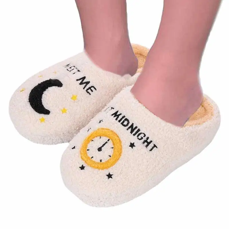 

2023 Winter Indoor Ladies Home Slippers Cute Cartoon Cat Paw Men Women Lovers Furry Slides Plus Velvet Warm Soft Female Slippers