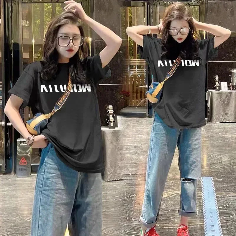 Очень большая 50 00 кг полная девушка с круглым вырезом буквенным принтом Футболка