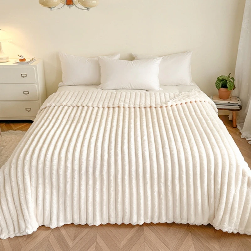 Мягкое розовое одеяло Queen Size Small