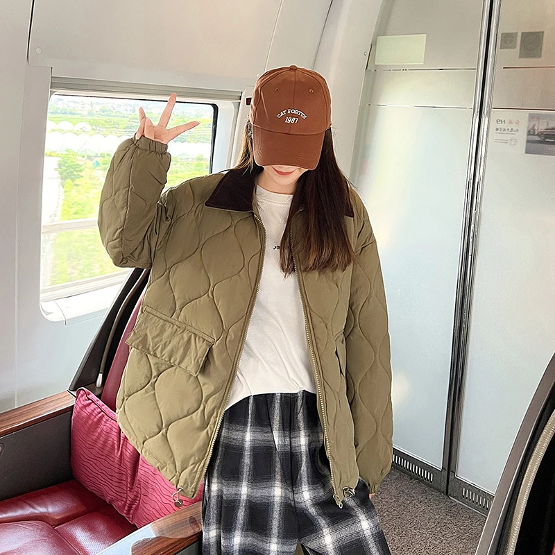 

2022 Winter Women Parkas Diamond Pattern Padded Coats Lapel Pocket Loose Short Jacket Outerwear Quilted Women's Short Jacket