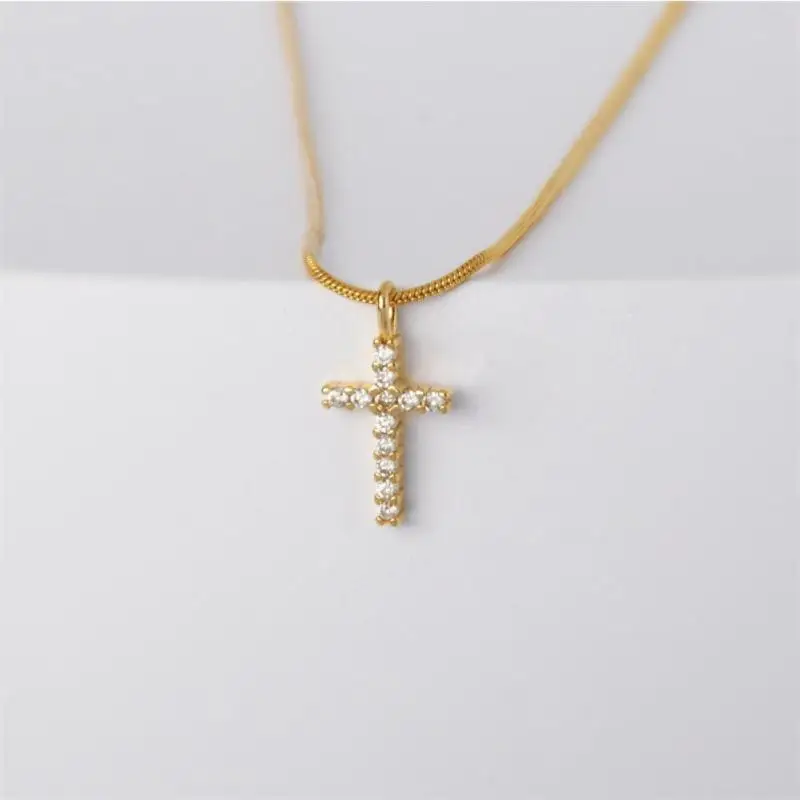 

2022 New Fashion 18k Gold Studded Cross Pendant Necklace For Women Hypoallergenic Snake Chain Jewelry Birthday Gift