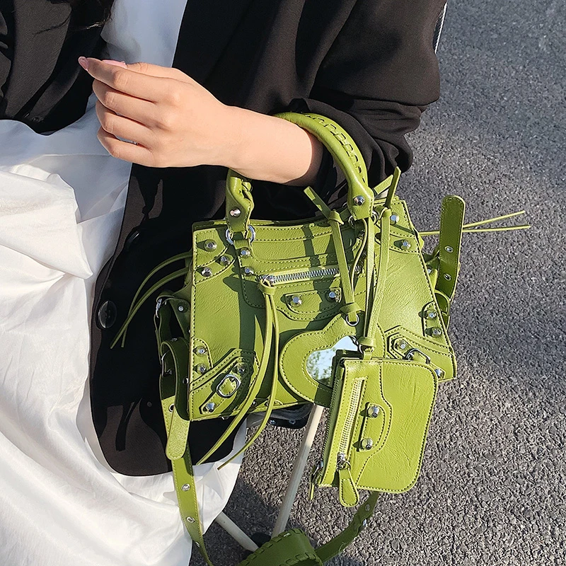 

Top Brand Rivet Shoulder Bags for Women High Quality Handbag Fashion Purses and Handbags Designer Crossbody Bag Luxury Satchel