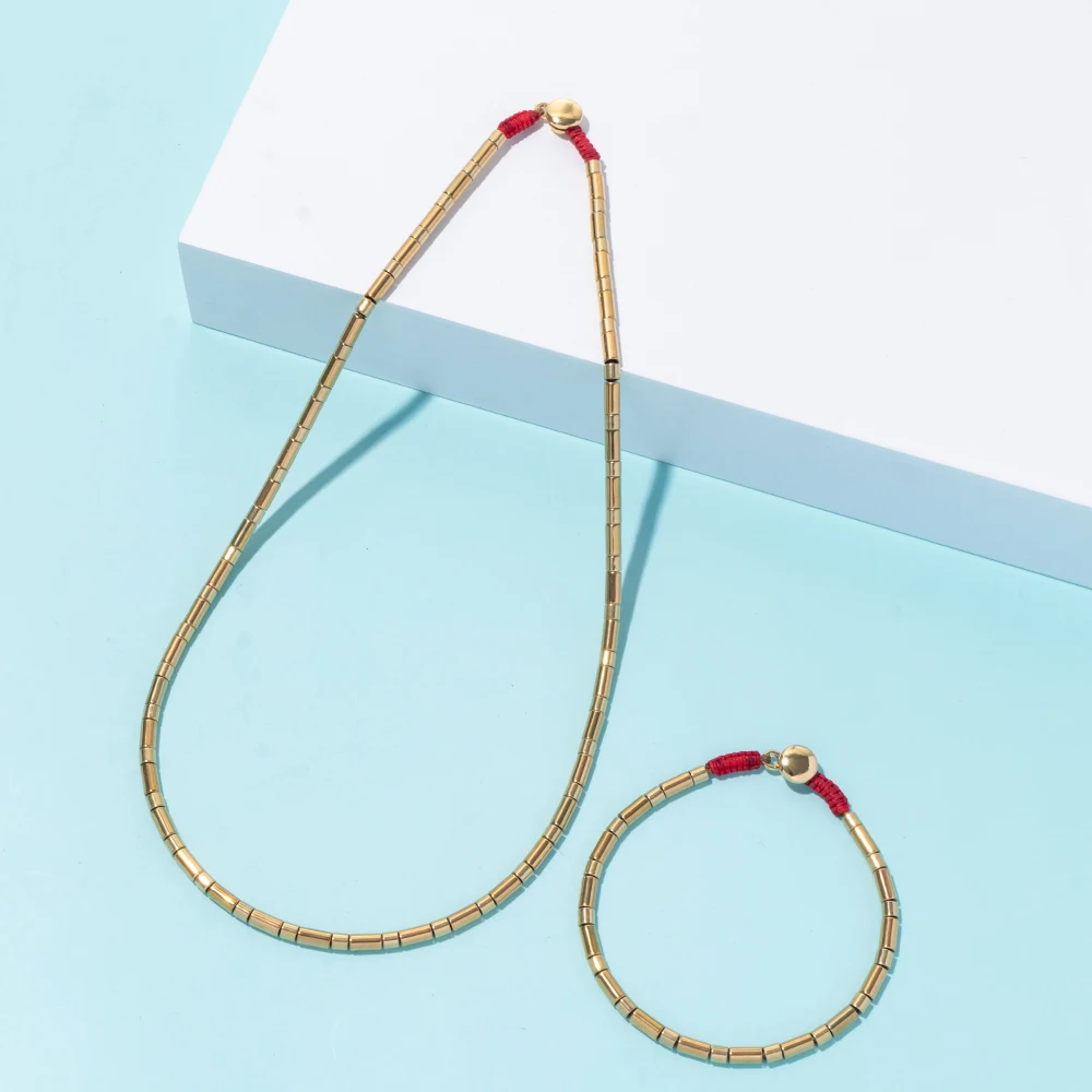 Женские браслеты из гематита и бусин золотого цвета невыцветающие круглые