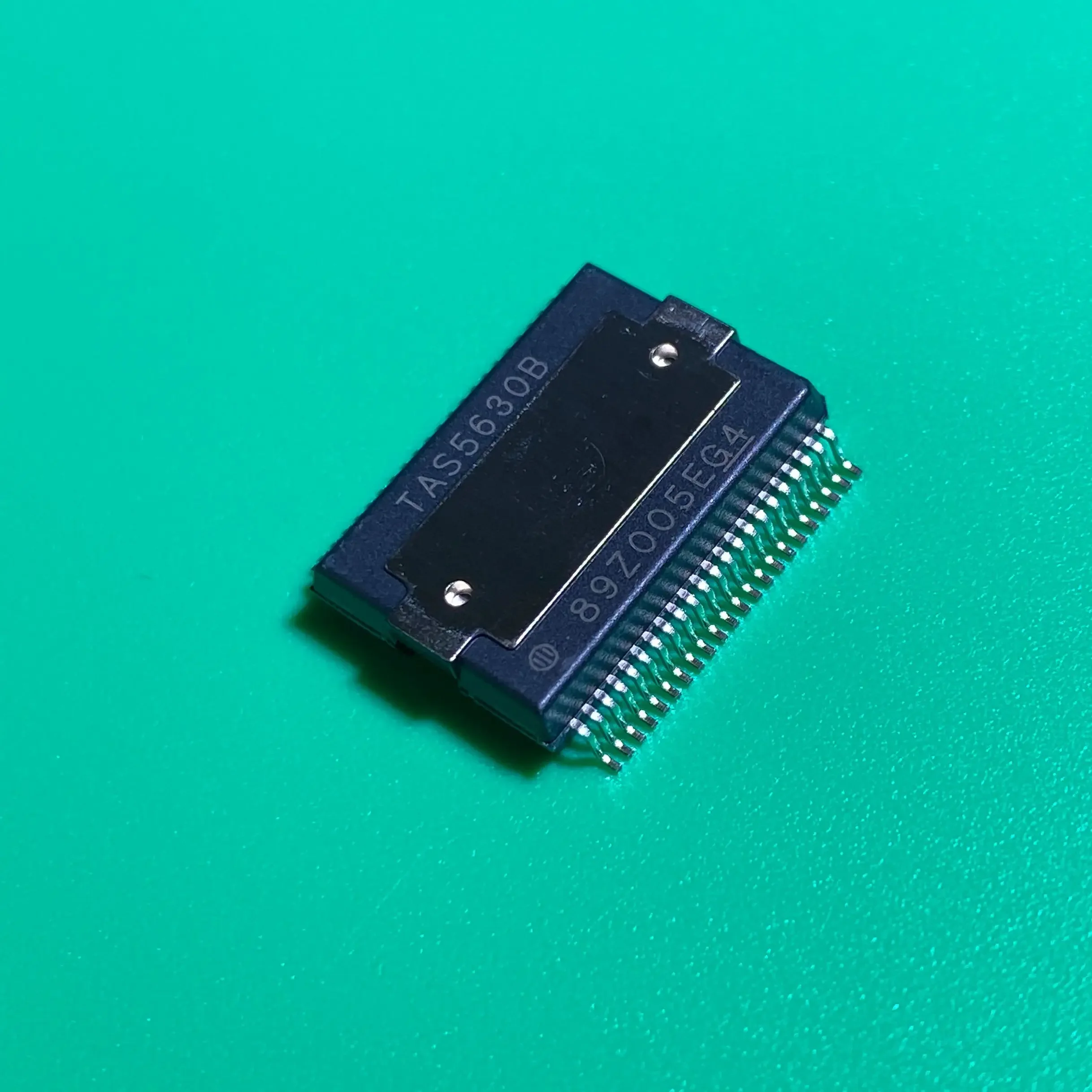 TAS5630BDKDR HSSOP44 TAS5630B DKDR IC AMP AUD PWR 300 Вт STER 44PSOP3 TAS5630 BDKDR TAS 5630BDKDR 5630 TAS56308