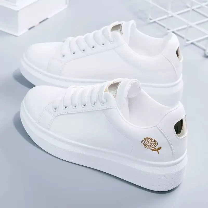 

Womens Shoes 2022 Trend Casual Shoes New Spring White Sneakers Breathable Flower Lace-Up Women Sneakers Fashion Embroidered