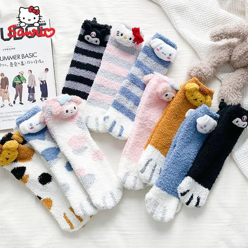 

Носки Kawaii Sanrio Hello Kittys Kuromi My Melody Мультяшные студенческие трубки Sockscute Аниме Мягкие плюшевые игрушки Sockstoys для девочек подарок