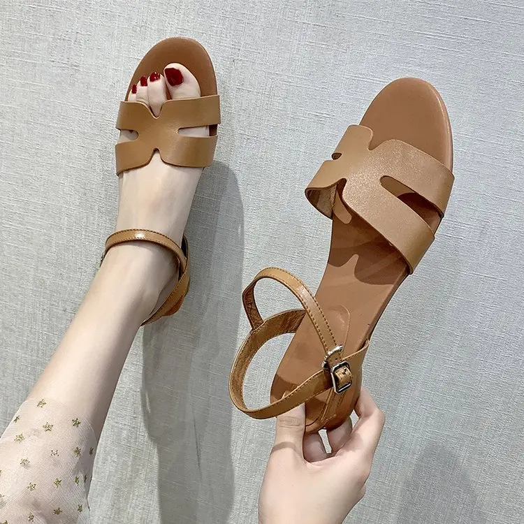 

2022 Women Shoe Sandal Low Heel Designer Flat Slides PU Leather Summer Open-toed Thick-heeled Pumps