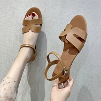 2022 women shoe sandal low heel designer flat slides pu leather summer open toed thick heeled pumps