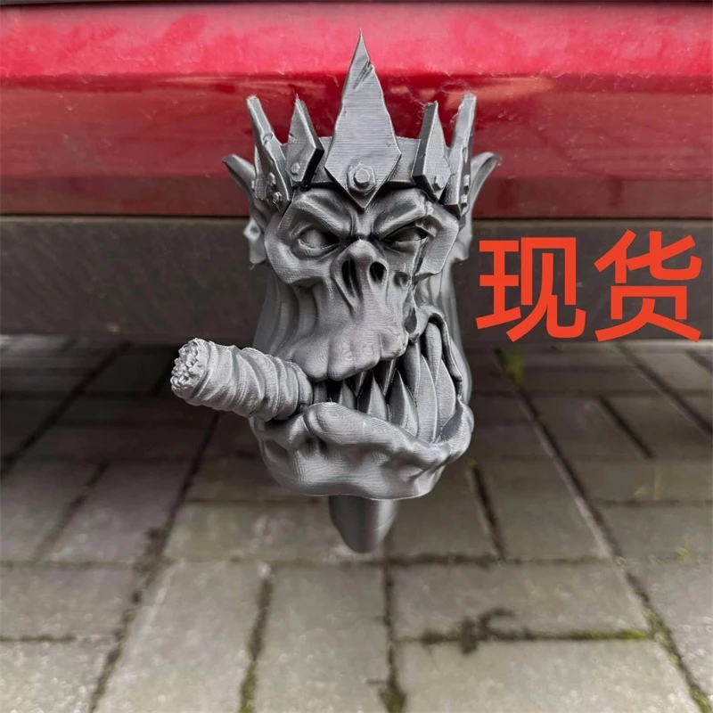 Фото Накладка на фаркоп Monster Crown, серебристо-коричневая, пластиковая, в виде фигурки из фильма ужасов, украшение на заднюю часть автомобиля, мрачный декор, подарок для водителя №1
