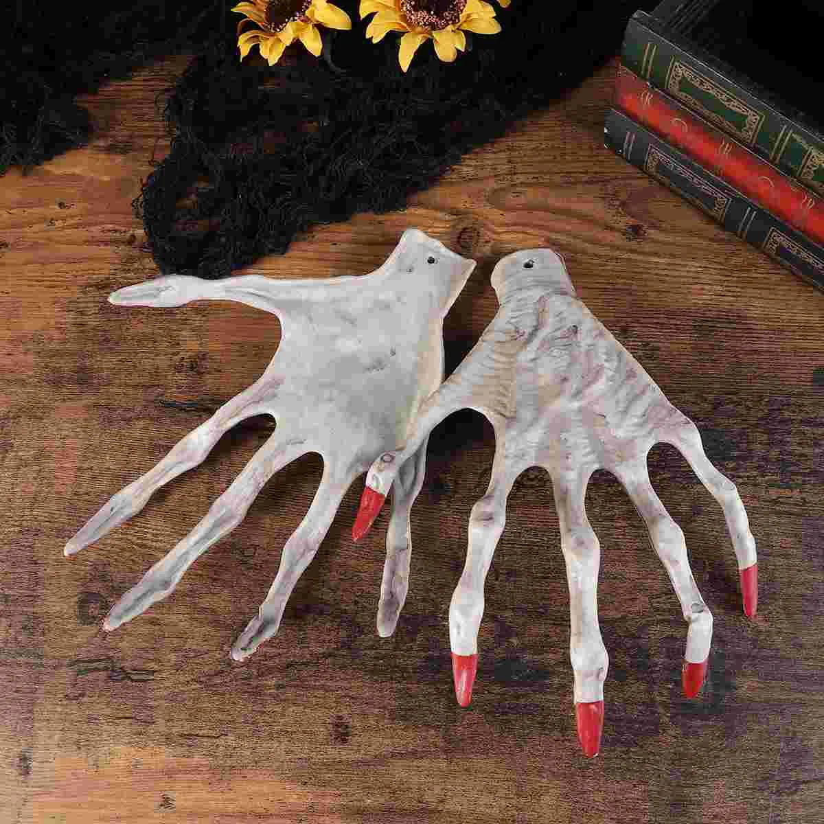 

1 Pair Halloween Decorative Props Ghost Hand Witch Hand Shape Toy
