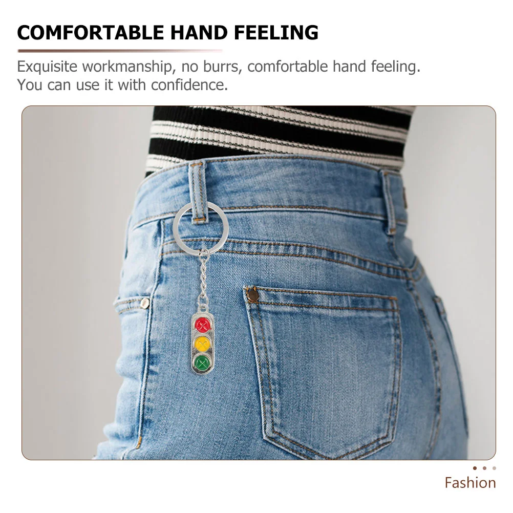 Рисунок 2 - Брелок для ключей с креативным светофорным сигналом