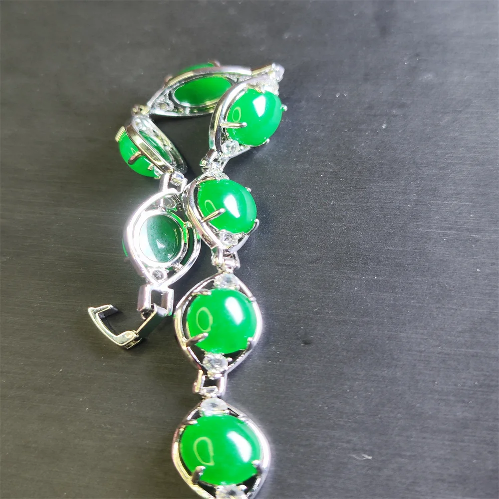 

Женский браслет из натурального агата халцедона