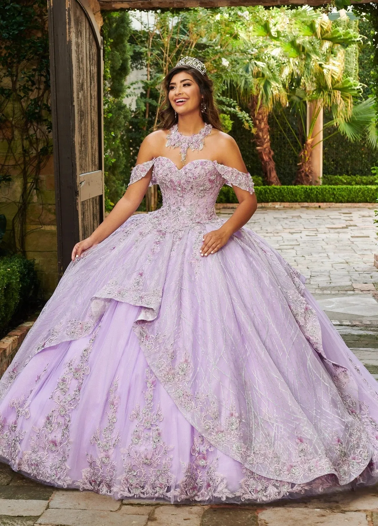 

Lilac Charro Quinceanera Dresses Ball Gown Sweetheart Tulle Appliques Beaded Puffy Mexican Sweet 16 Dresses 15 Anos