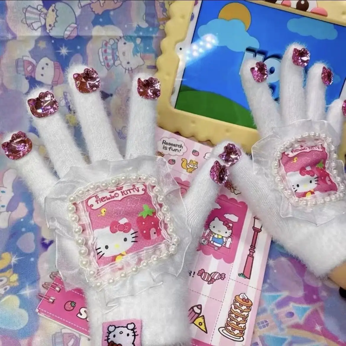 

sanrio Gloves Hello Kittys Accessories Cute Kawaii Cartoon Anime with Drill Winter Warm Riding Five Finger Gloves Toys Girl Gift