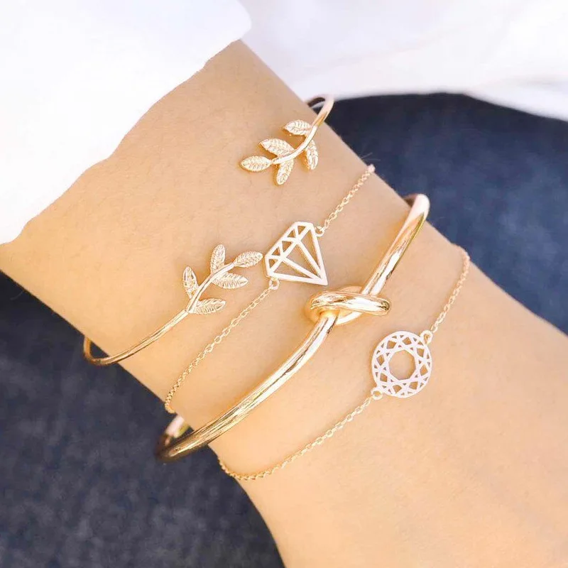 

Europe and the United States 2022 New Fashion Leaf Knot Diamond Round Bracelet Bracelet Set of Four