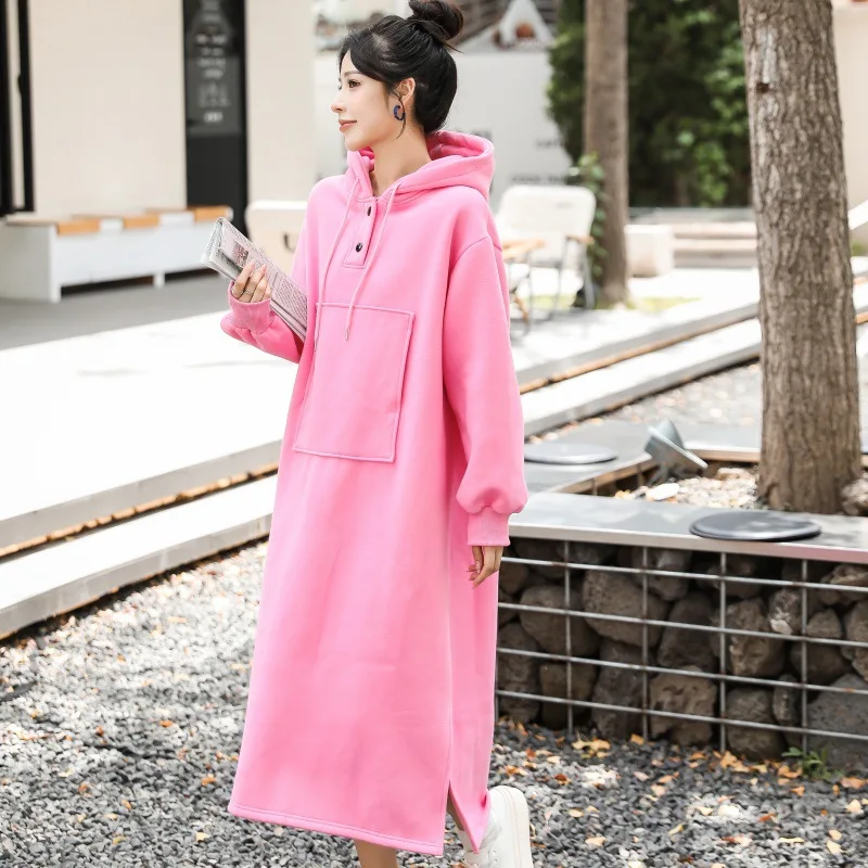 Рисунок 3 - Теплое флисовое зимнее платье с капюшоном