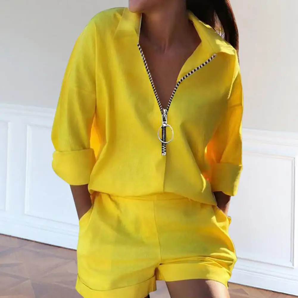 

Футболка и брюки для взрослых, с отложным воротником