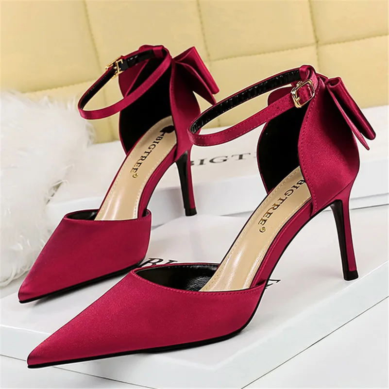 2023 Women Summer 8cm 10cm High Heels Sandals Lady Bow Satin Silk Wedding Bridal Low Heels Sandles Burgundy Stiletto Strap Shoes