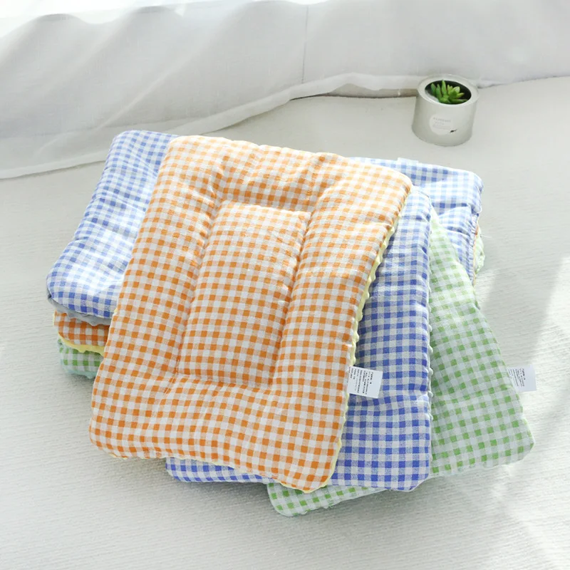 

Soft Pet Mat, Cat and Dog Nest, Comfortable Massage, Sleeping Pad, Washable, Four Seasons, Universal Animal House Mattress