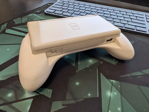 Эргономичная ручка для NDS Lite xunbeifang