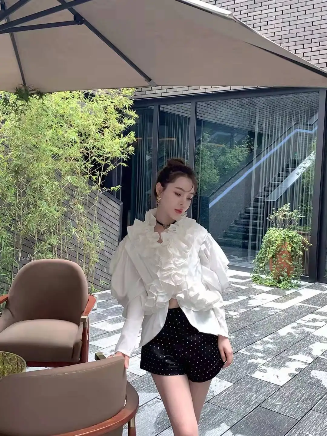 2025 Новая мода темпераментный элегантный топ фиолетовая кружевная рубашка с