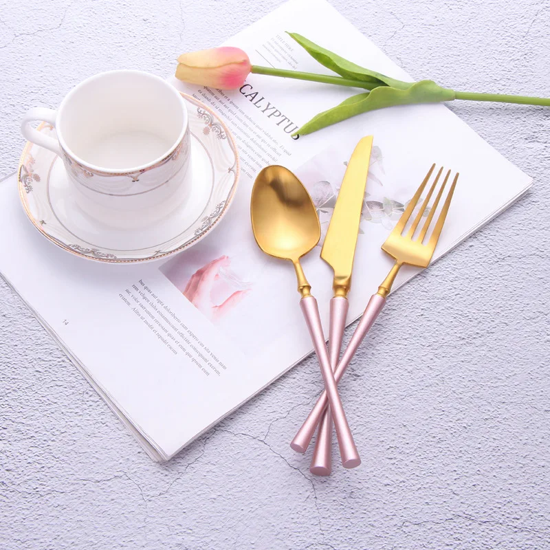 Набор столовых приборов из нержавеющей стали матовая вилка ложка нож подарочный