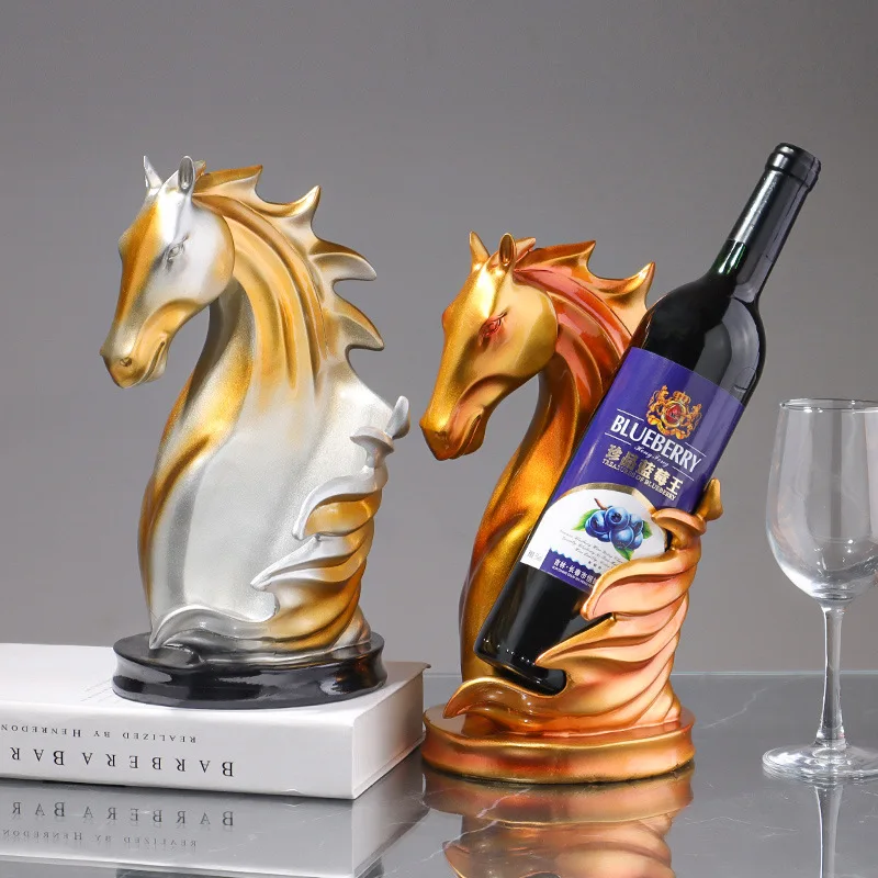 

Red wine rack horse decoration European creative resin crafts living room wine cabinet wine Thomas oblique home decoration