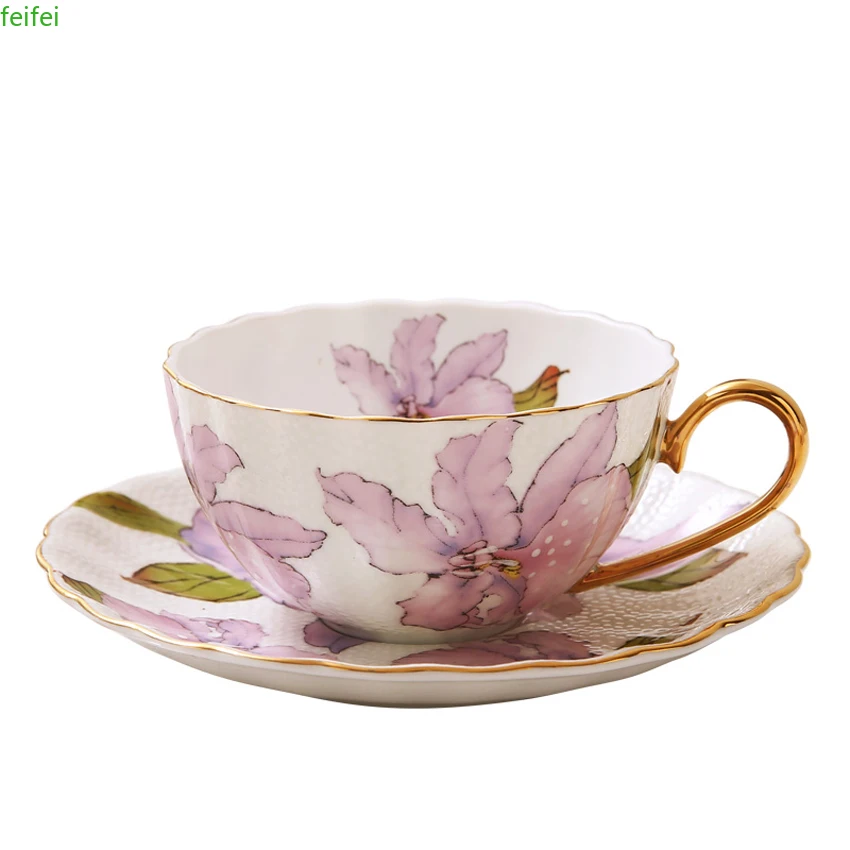 

Британская пасторальная чайная чашка из костяного фарфора, комплект блюдец, романтичная керамическая кофейная чашка, фарфоровая чайная ча...