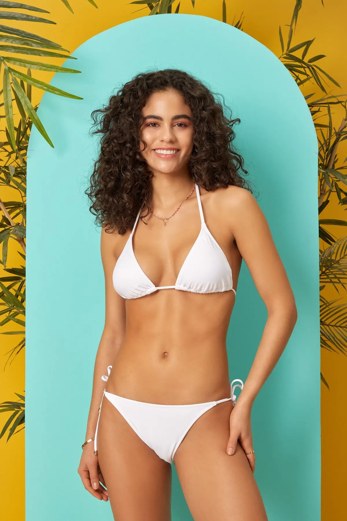 

Женское бикини на шнуровке, бикини с низом, белый купальник, женский купальник, сексуальное бикини, новинка 2022, комплект бикини с пуш-апом, ко...