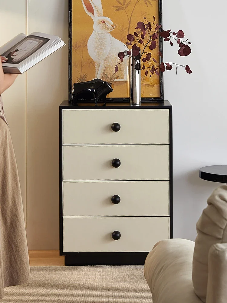 

Старинный шкаф из массива дерева с ящиками, прикроватный столик для спальни