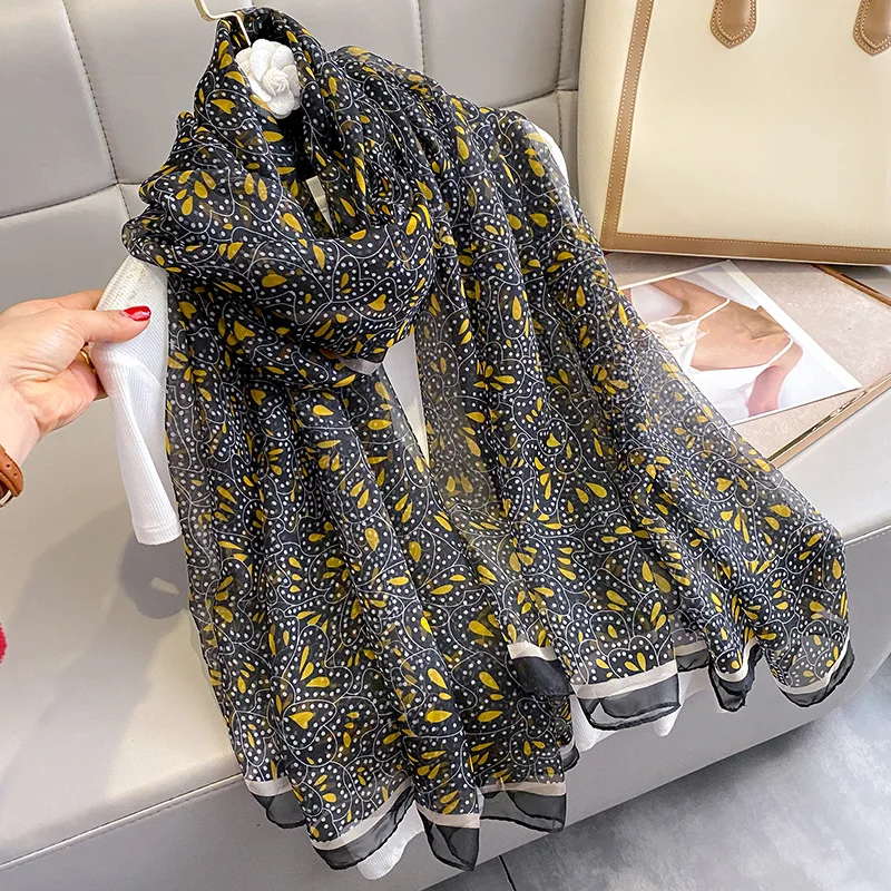 

Couple Style Design Silk Hijab Popular 180X130CM Shawls For Gift Women Pashmina Fashion Scarf New Model Summer Sunscreen Scarves