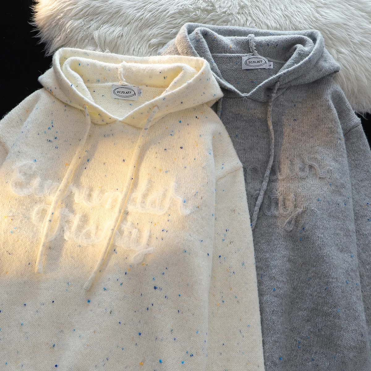 Мягкий клейкий цветной вязаный свитер Milk Huhu в горошек женская осенне-зимняя