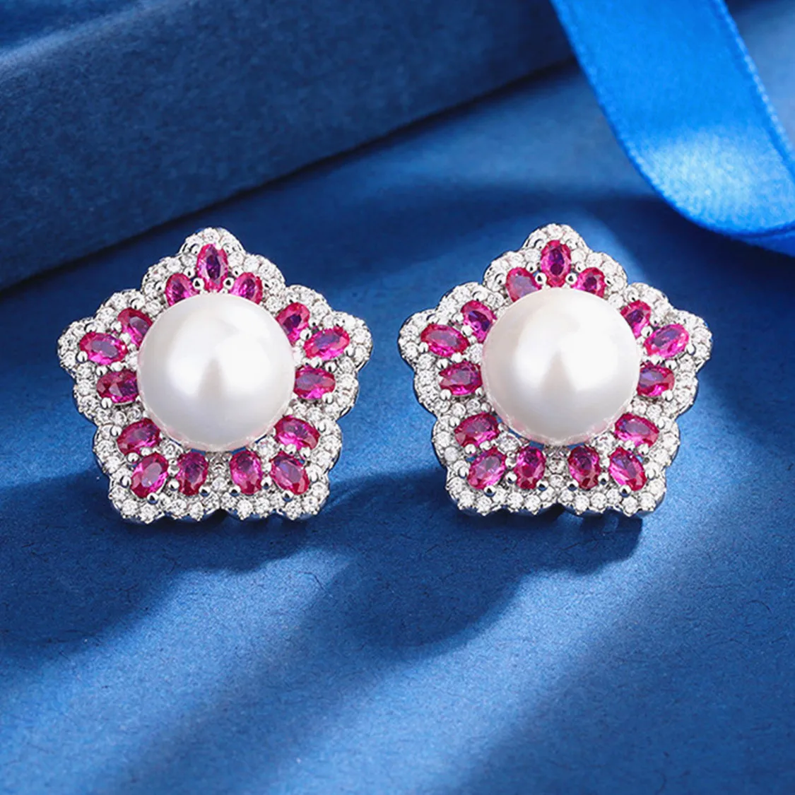 

Luxury Flower Pearl Cubic Zirconia Ear Studs For Female Birthday Wedding Earrings Jewelry for Woman Micro-inlaid Zircon Eardrop