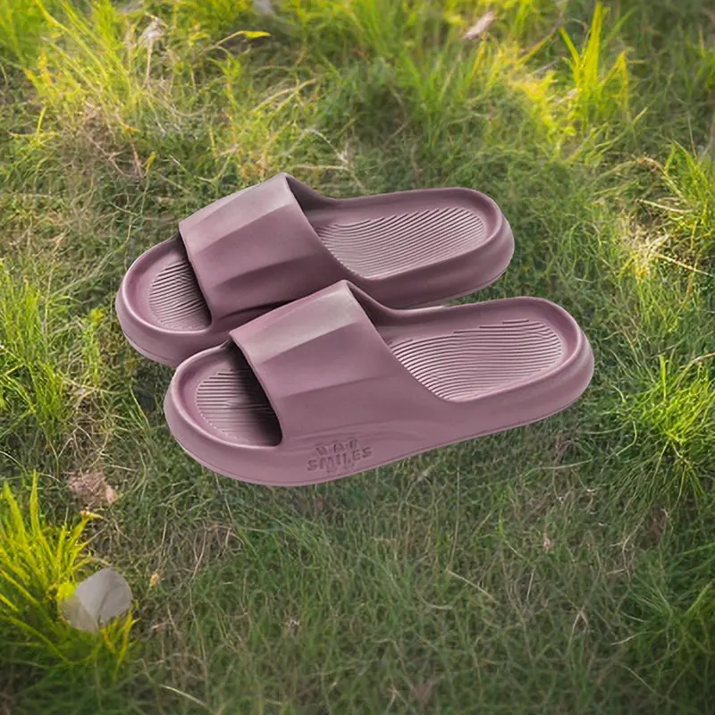 Funny Children Slippers with Poop Design, Thick EVA Sole for Indoor and Outdoor, Non-Slip and Noiseless, Unisex Bathroom Sandals