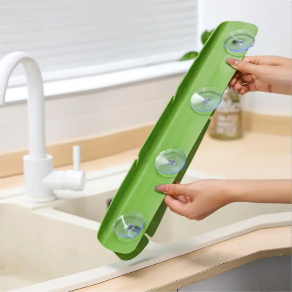 

Water Splash Guard Sucker Kitchen Sink Silicone Waterproof Screen Oil-Proof Splashproof Baffle Board Retaining Kitchen Gadget