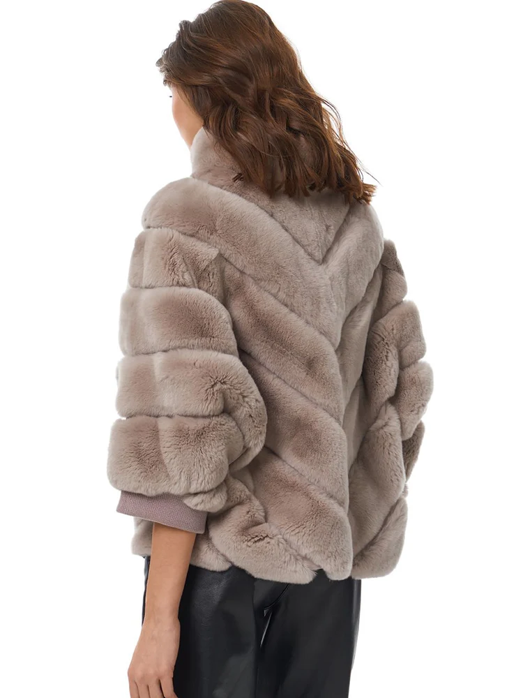 Faux Fur Coat Women 2022 Winter New Fashion Fluffy Thick Warm Artificial Fox Fur Jacket Female Elegant Oversize Outwear Clothing