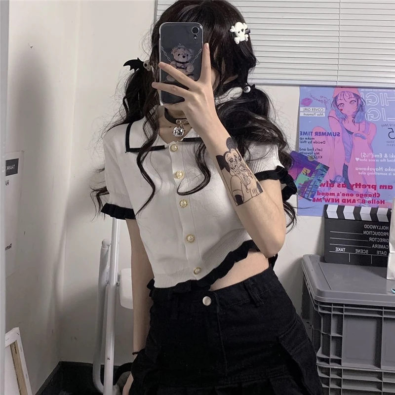 

Vintage Sweet Ruffles Design Lazy T-Shirt Streetwear Diablo Style Babes Short Sleeve Base Knitting Single-breasted Tee For Women