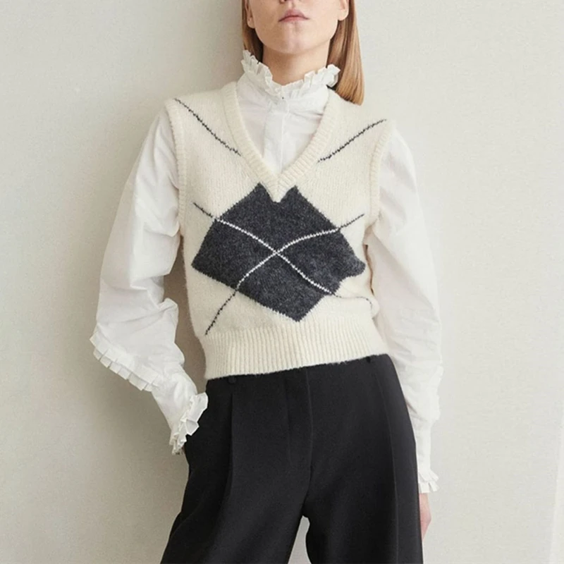 

Women's V-neck Knitted Vest Sweater Winter Girls Preppy Style Geometric Pullovers Pattern Knitwear Casual Sleeveless Loose Tops