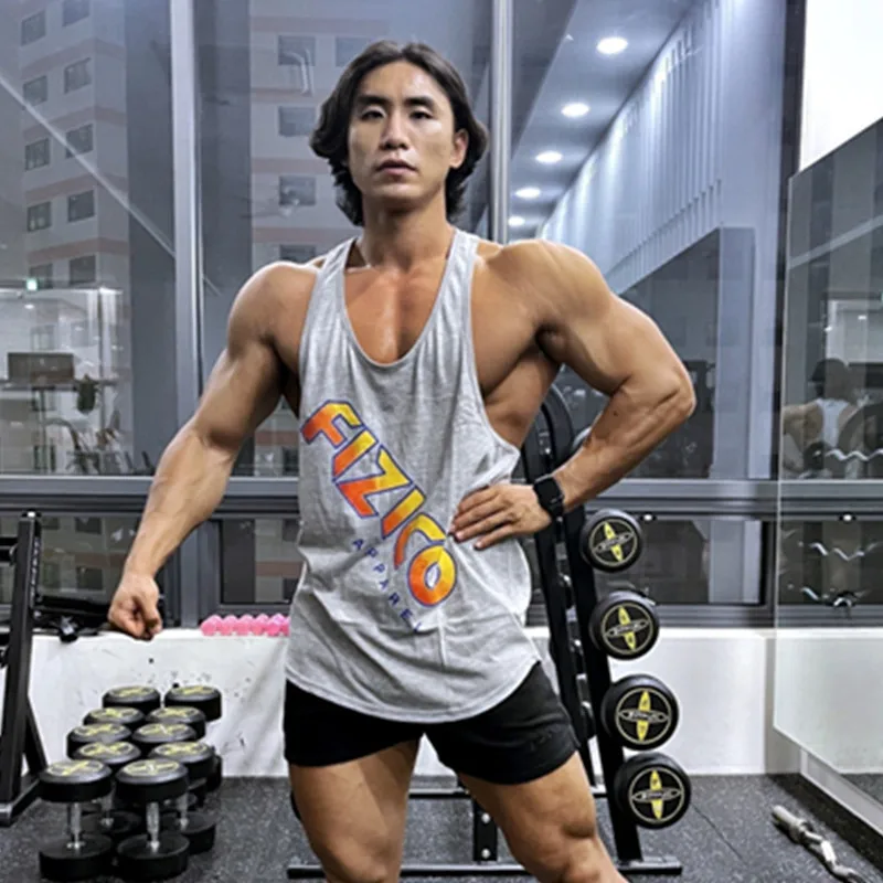 

2022 Спортивная одежда для фитнеса на открытом воздухе, летняя спортивная одежда из хлопка, джоггеры, уличная одежда, повседневный жилет с при...