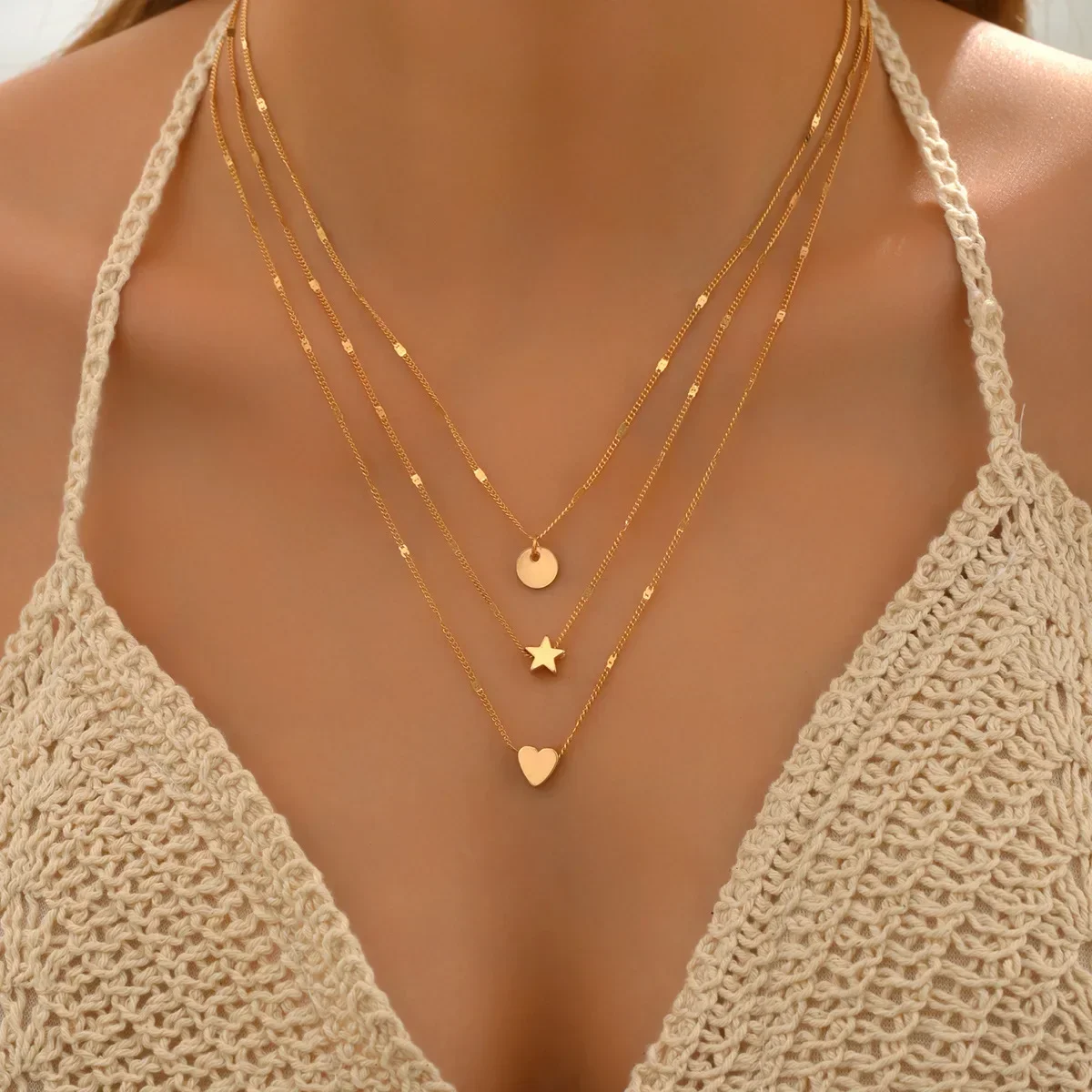 Многослойное ожерелье с подвеской в виде звезды